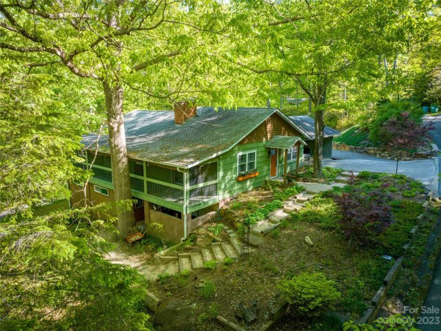 1624 Mountain Cove Road sold home in Charmeldee Acres, Black Mountain, NC