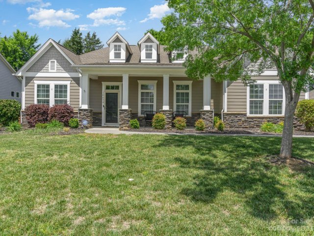 10634 Sweethaven Lane sold home in Hawthorne, Harrisburg, NC