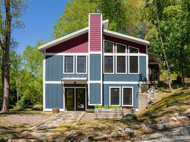 1283 Upper Brush Creek Road sold home in Briar Ridge, Fairview, NC