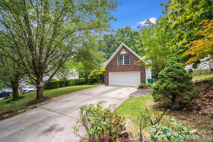 4417 Lenox Hill Place sold home in hayden commons, Charlotte, NC