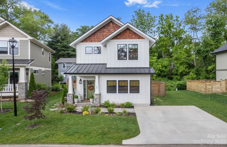 13 Acona Lane sold home in Wanoca Cottages, Asheville, NC