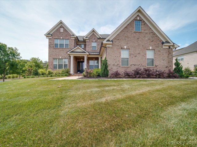 1001 Giacomo Drive sold home in The Gates at Ansley, Waxhaw, NC