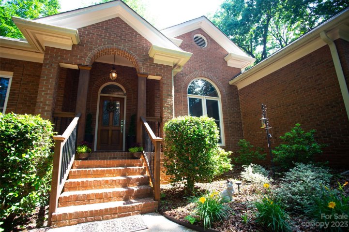 6116 Palomino Ridge sold home in Providence Woods South, Weddington, NC