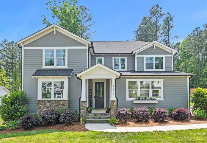 4201 Island Fox Lane sold home in Fox Chase, Denver, NC