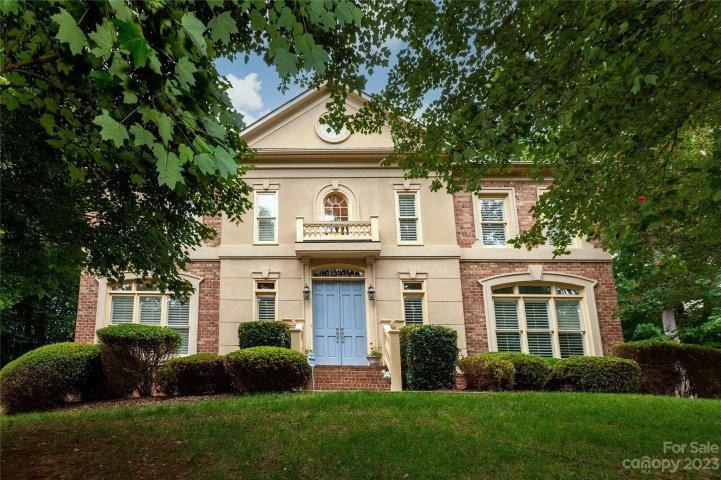 7101 Stonehaven Drive sold home in Weddington Chase, Marvin, NC
