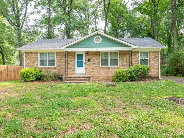 2824 Fordwood Drive sold home in Ponderosa, Charlotte, NC