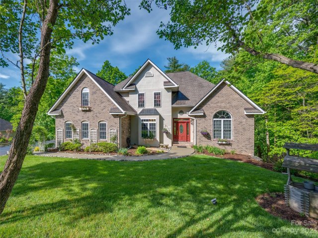 417 Kanuga Forest Drive sold home in Kanuga Forest, Hendersonville, NC