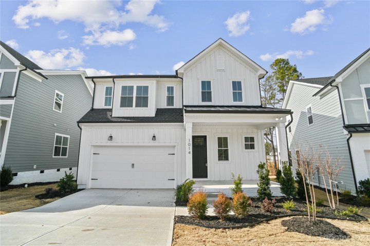1014 Parkes Street sold home in Tennyson, Matthews, NC