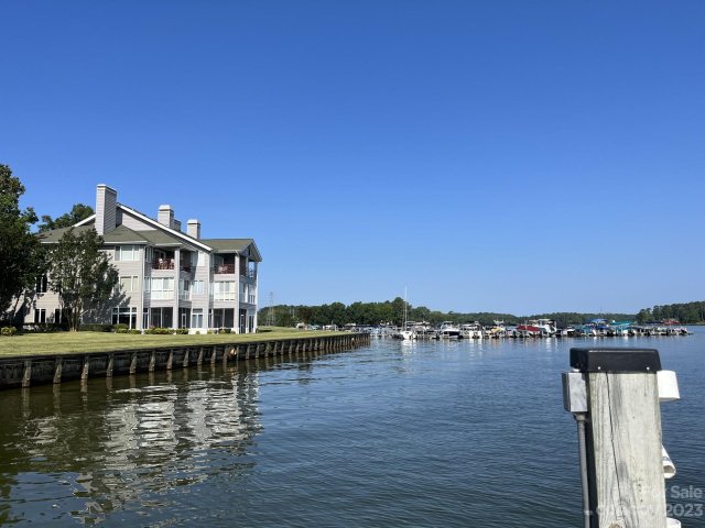 301 Lake Club Drive sold home in Lake Club, Rock Hill, SC
