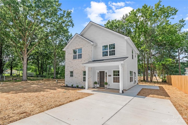 517 Picketts Circle sold home in Valley estates, Indian Trail, NC
