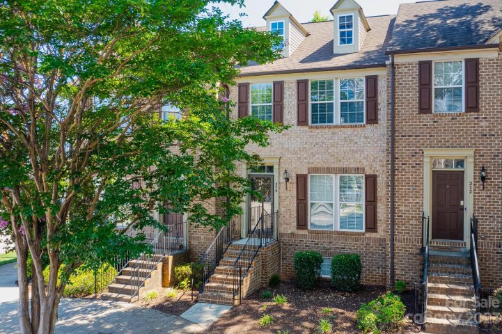 276 W Bland Street sold home in The Block at Church Street, Charlotte, NC