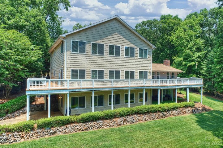113 Tinker Place sold home in Crescent Land and Timber, Troutman, NC