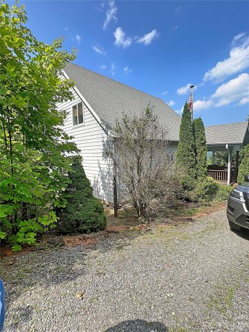 708 Pinnacle Parkway sold home in Pinnacle Ridge, Union Mills, NC