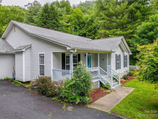 111 Rock Field Way sold home in Beechwood, Sylva, NC