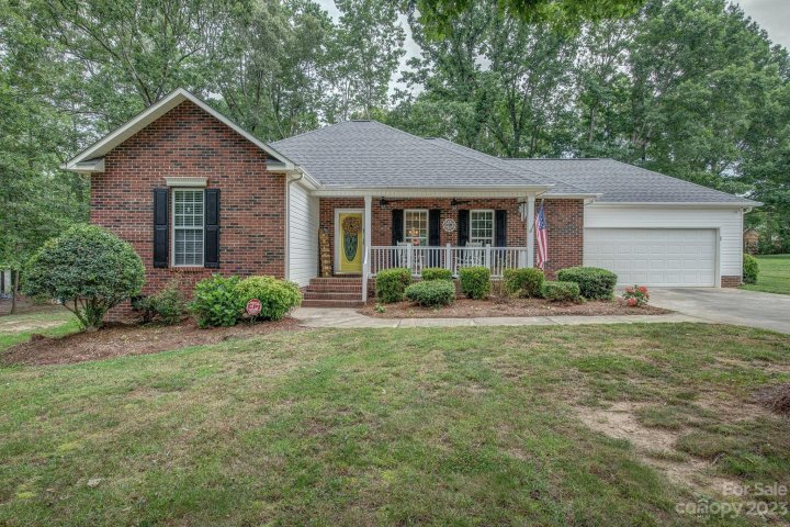 106 Laura Court sold home in Crown Creek, Cherryville, NC