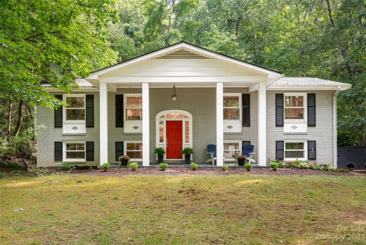 169 Echo Drive sold home in Laurel Park Estates, Laurel Park, NC