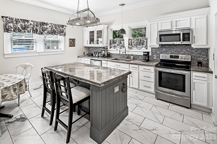 81 Pine Street sold home in Gibson Village, Concord, NC