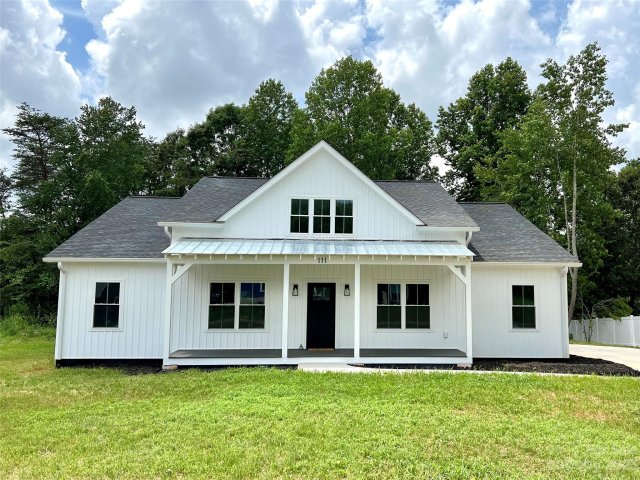111 Arrowood Lane sold home in Archers Ridge, Harmony, NC