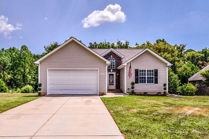 235 Kendra Drive sold home in Doolie Meadows, Mooresville, NC