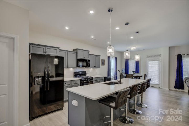 4602 Christina Court sold home in Maycroft, Gastonia, NC