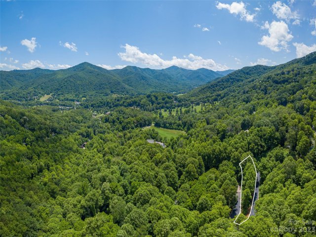 00 Havenwood Drive active home in Scarlet Oaks, Maggie Valley, NC