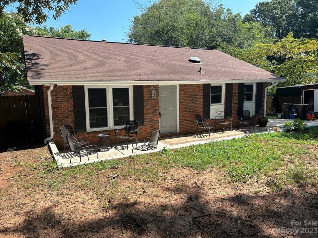 1109 Pinewood Road sold home in Eastview, Rock Hill, SC