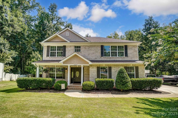 19205 English Daisy Drive sold home in Magnolia Estates, Cornelius, NC