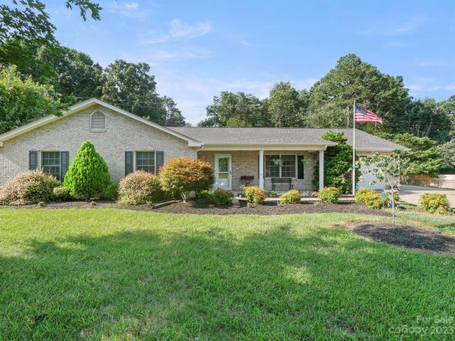 240 Asheland Drive sold home in East Fork, Ellenboro, NC