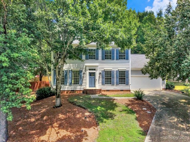 14305 Blue Granite Road sold home in Woodside Falls, Pineville, NC