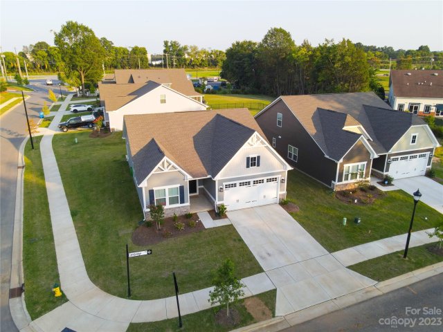 6501 Cambridge Drive sold home in Davis Creek, Harrisburg, NC