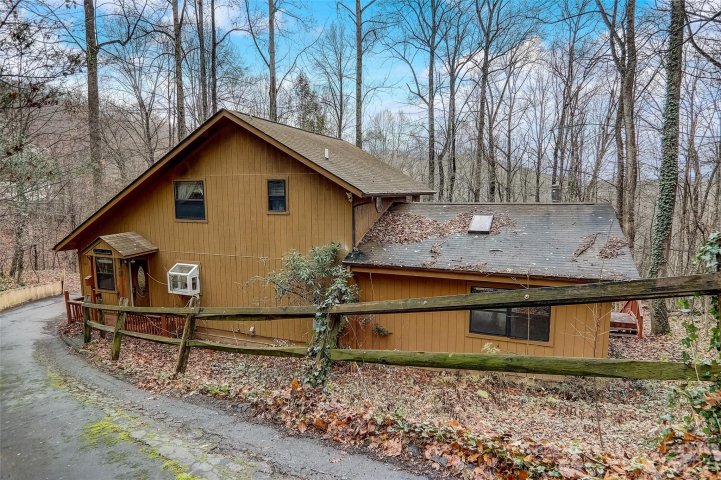 770 Locust Drive sold home in Maggie Valley Leisure Estates, Maggie Valley, NC