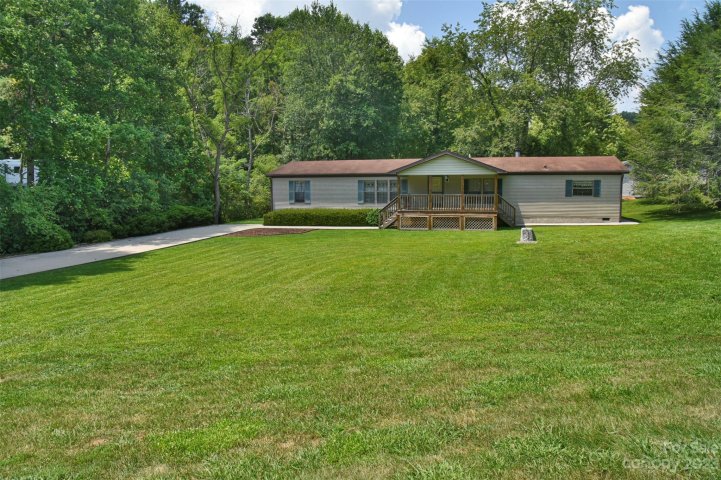 9 Henry White Lane 1&2 sold home in COUNTRY PLACE, Leicester, NC