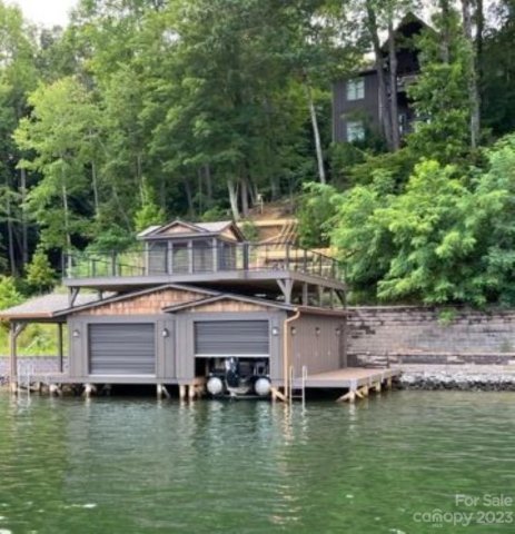 402 Holmstead Drive sold home in Blue Heron Point, Lake Lure, NC
