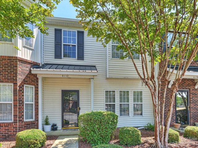 4132 Kenton Glenn Court sold home in Kenton Glenn, Concord, NC