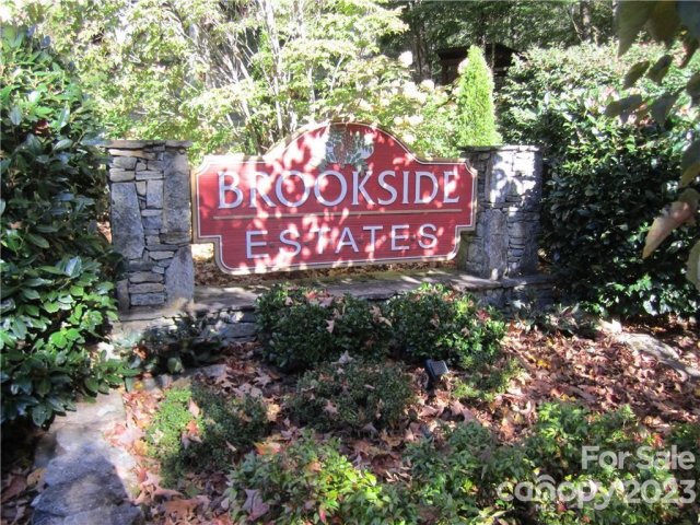 Lot 10 Streamside Drive sold home in Brookside Estates, Waynesville, NC