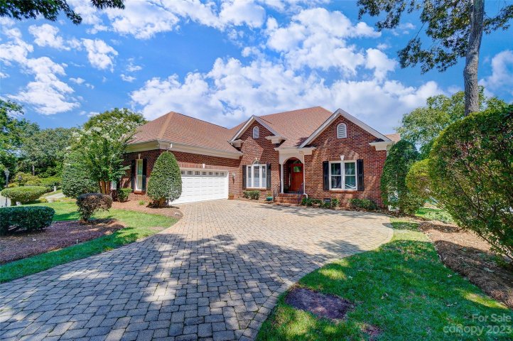21038 Decora Drive sold home in Heron Harbor, Cornelius, NC