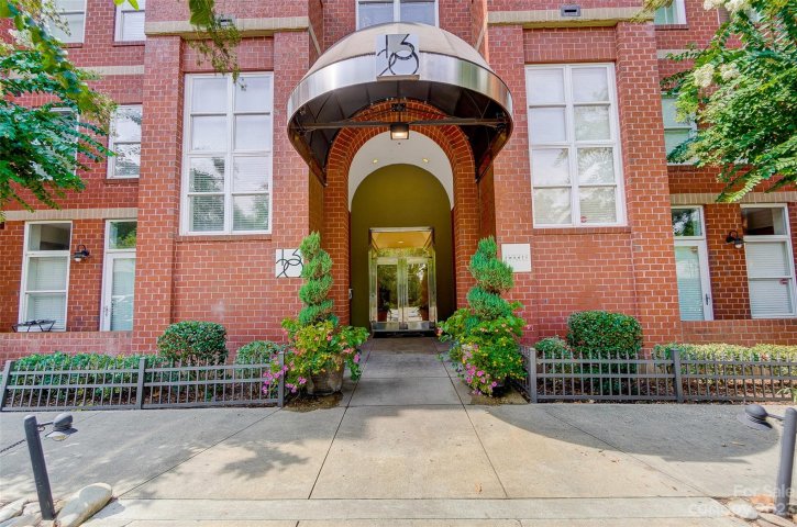 1320 Fillmore Avenue sold home in Latta Pavilion, Charlotte, NC