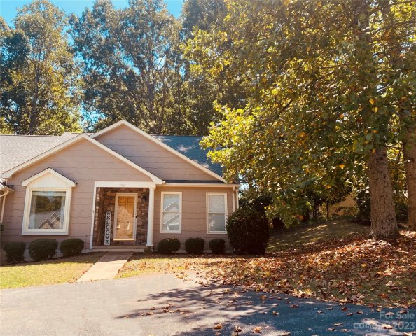 198 39th Avenue Court sold home in Cedar Grove, Hickory, NC