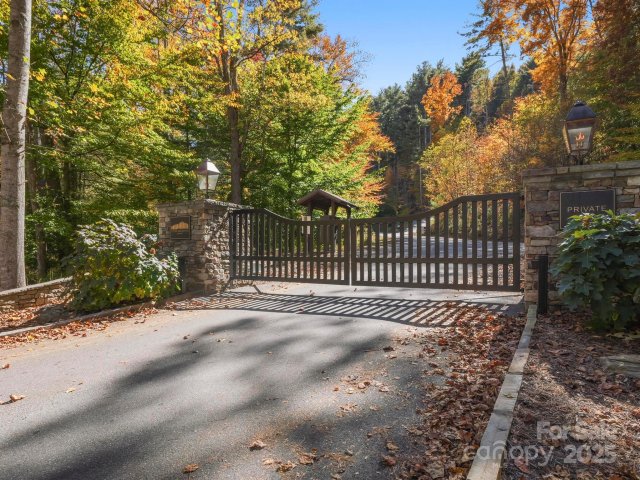 78 Woodland Aster Way 69 sold home in Town Mountain Preserve, Asheville, NC