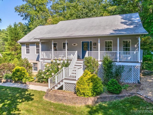 169 Hollywood Road sold home in Sugar Hollow, Fairview, NC