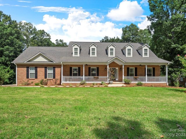2804 Arrowwood Lane sold home in Tealwood, Rock Hill, SC