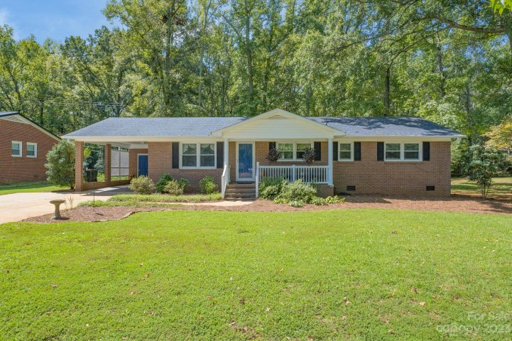 709 University Drive sold home in Sedgefield, Rock Hill, SC