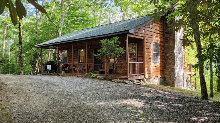 43 Brown Ridge Road sold home in Sheepback Mountain Estates, Maggie Valley, NC