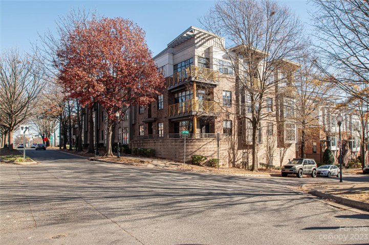 744 N Davidson Street 18 sold home in Cityview Lofts, Charlotte, NC