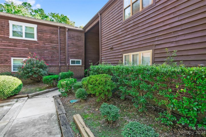 8023 Cedar Glen Drive sold home in Reflections, Charlotte, NC