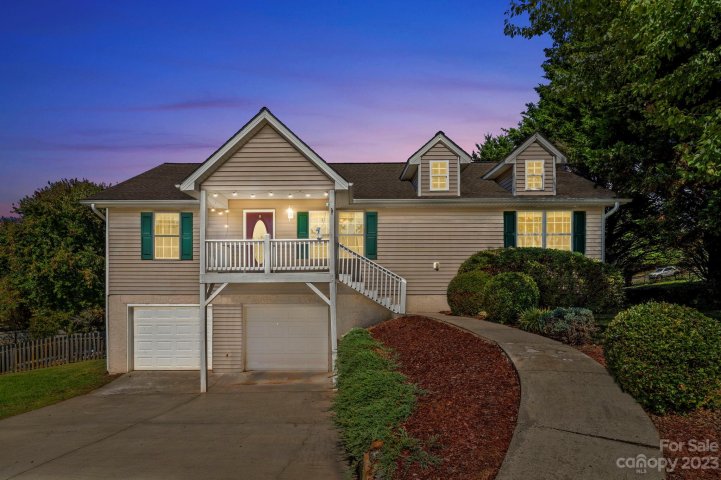 15 Viewpointe Lane sold home in Serenity, Asheville, NC