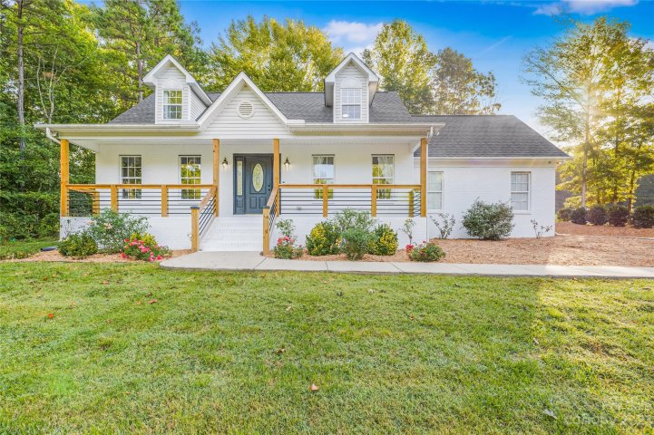 110 High Shoals Lane sold home in Grayrock Shoals, Statesville, NC