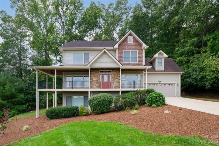 340 Scarlet Tanager Court sold home in Ashley Woods, Arden, NC
