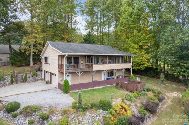 81 Chestnut Lane sold home in Chestnut Ridge, Hendersonville, NC
