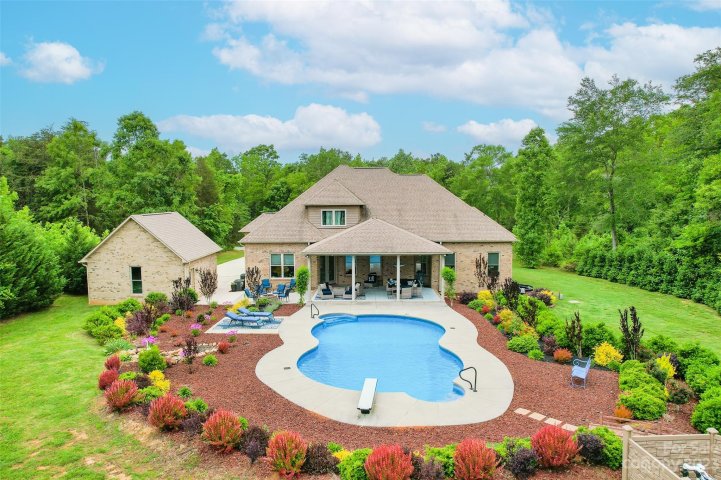 1025 Churchfield Lane sold home in Ketner Farms, Rockwell, NC